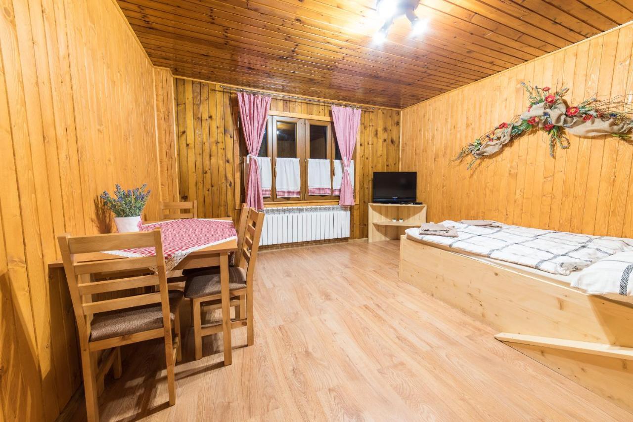 Apartmany Nizke Tatry - Krpacovo Dolna Lehota Exterior foto