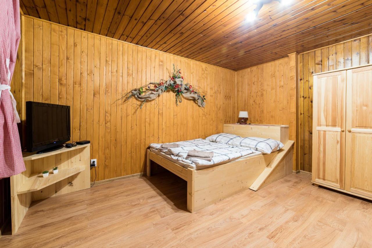 Apartmany Nizke Tatry - Krpacovo Dolna Lehota Exterior foto